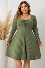 Load image into Gallery viewer, Elsie Plus Size Sweetheart Neck Long Sleeve Ribbed Dress
