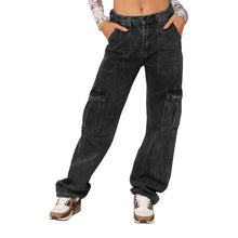 Load image into Gallery viewer, Ryan Straight Jeans with Pockets
