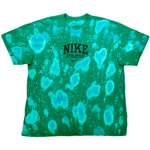 NIKE ATHLETICS TEE - GREEN