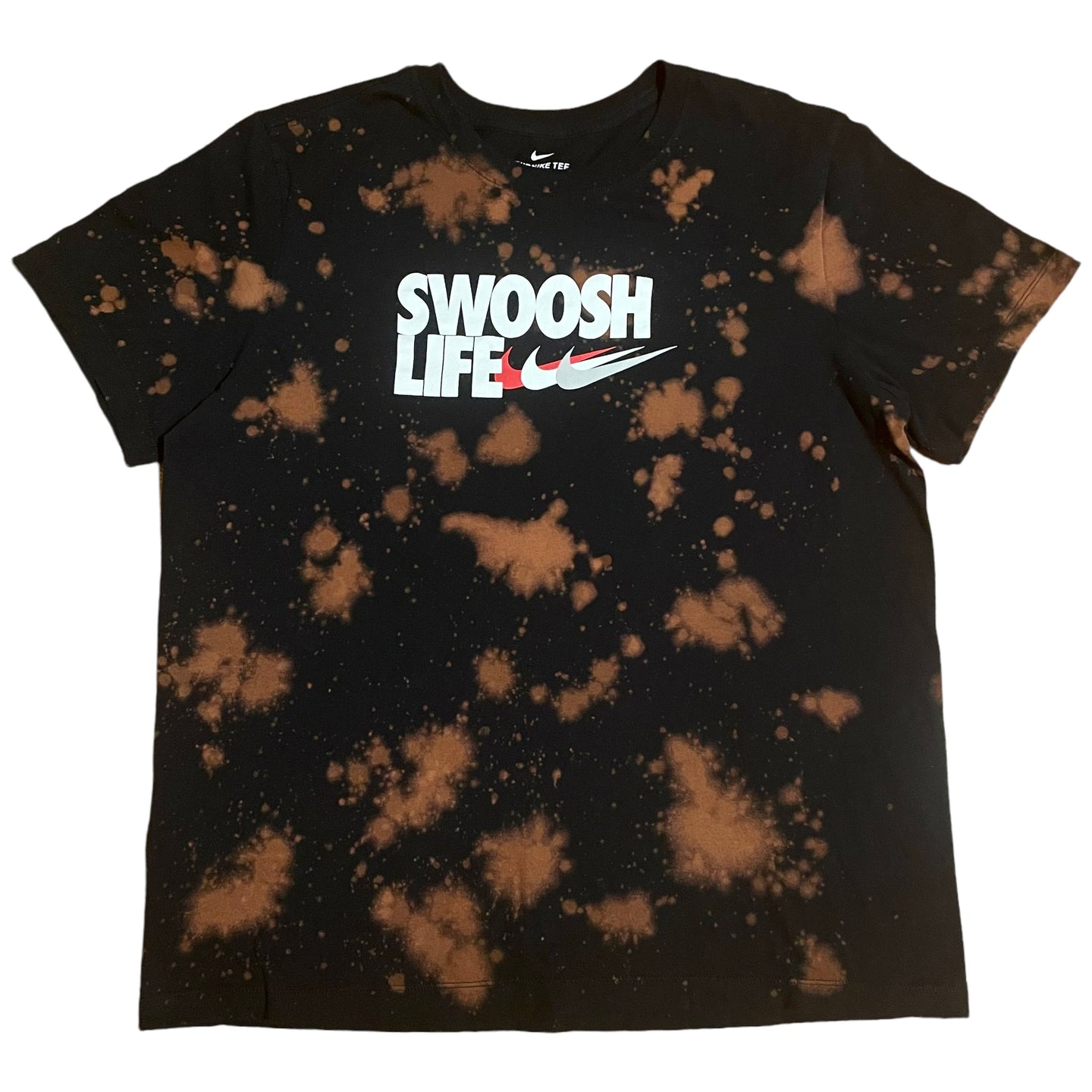 NIKE SWOOSH LIFE TEE