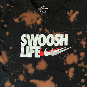 NIKE SWOOSH LIFE TEE